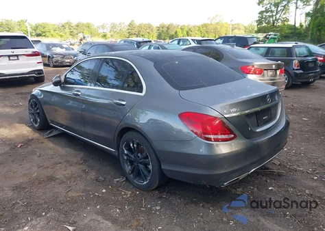 2017 Mercedes-Benz C 300 4Matic/Luxury 4Matic/Sport 4Matic из США, поврежденный, VIN 55SWF4KB3HU195859